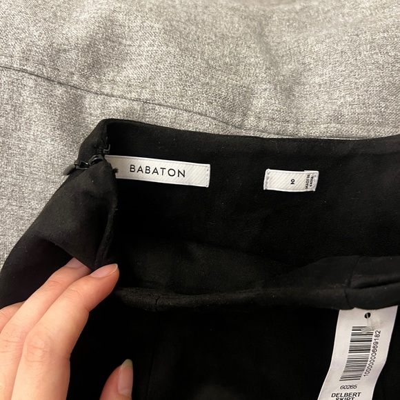 Babaton brand new skirt - Picture 6 of 6